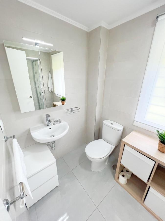 Cozy Apartment With Large Terrace Τορρεμολίνος Εξωτερικό φωτογραφία
